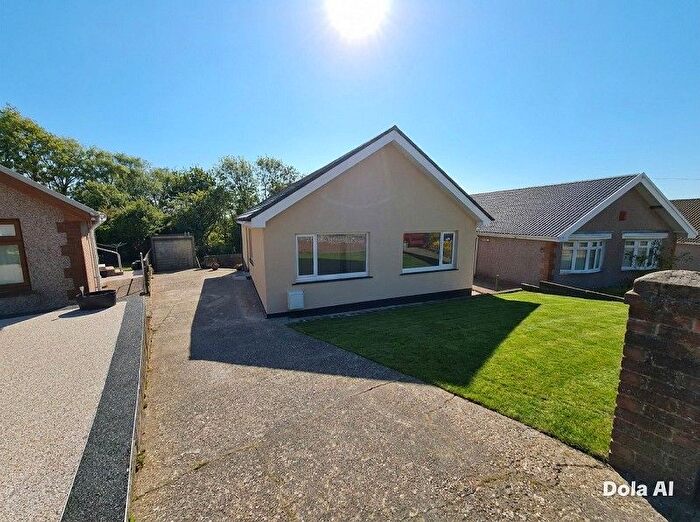 3 Bedroom Detached Bungalow For Sale In Cwmgelli Road, Morriston, Swansea, City And County Of Swansea, SA6
