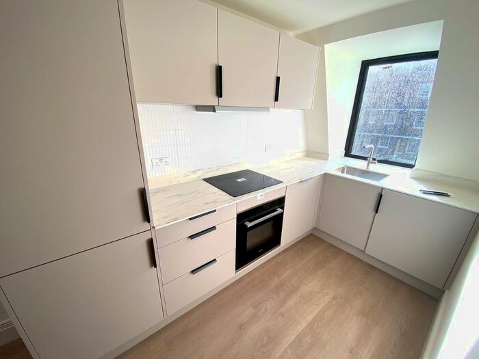 1 Bedroom Flat To Rent In Wandsworth Bridge Rd, Fulham, SW6