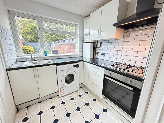 3 Bedroom Property To Rent In Westmorland Close, London, E12