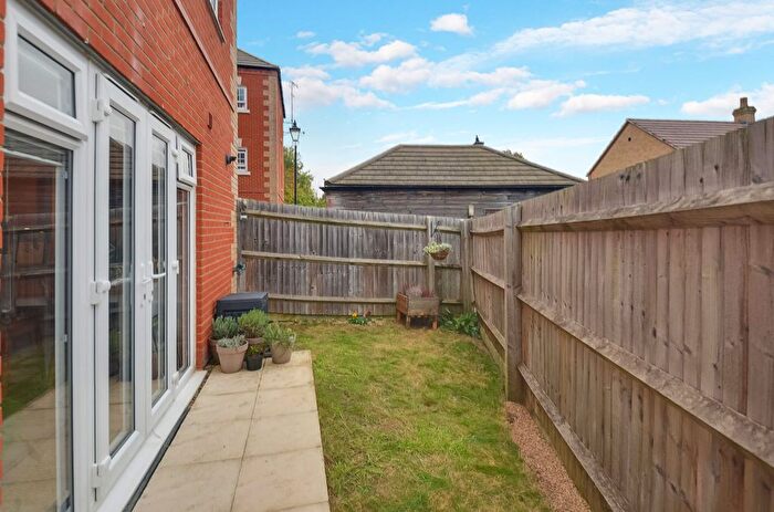 1 Bedroom Flat For Sale In Riddy Walk, Kempston, Bedford, MK42