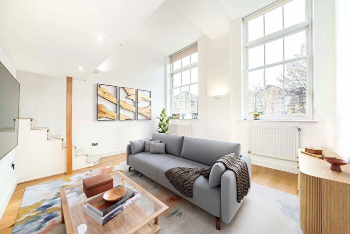 1 Bedroom Flat To Rent In Ecclesbourne Road, London, N1