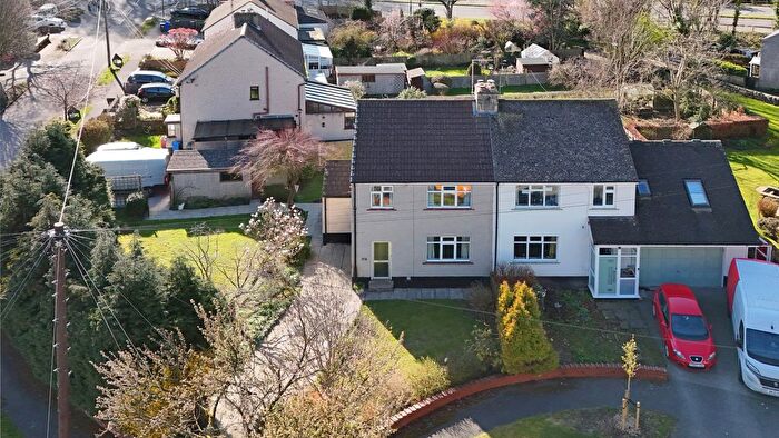 3 Bedroom Semi Detached House For Sale In Milldale Road, Totley, S17