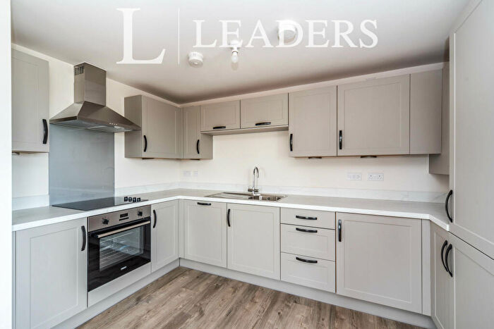 2 Bedroom Apartment To Rent In Rowan Road, Bedford, MK45