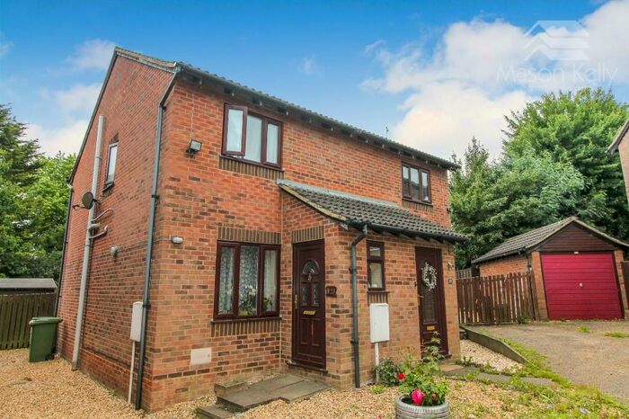 2 Bedroom Semi-Detached House To Rent In Edgecote, Milton Keynes, Buckinghamshire, MK8