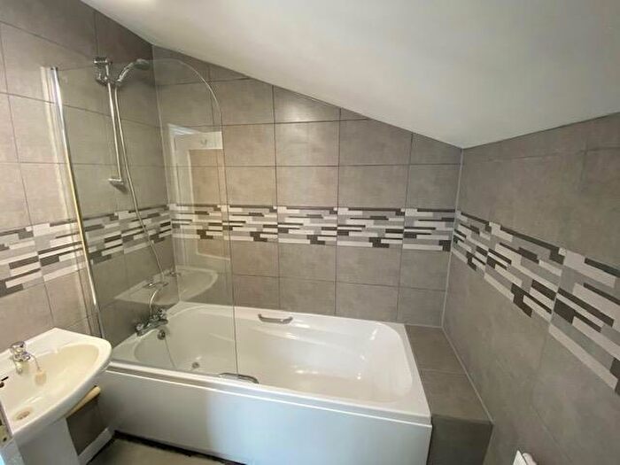 1 Bedroom Flat To Rent In High Street, Saffron Walden, CB10