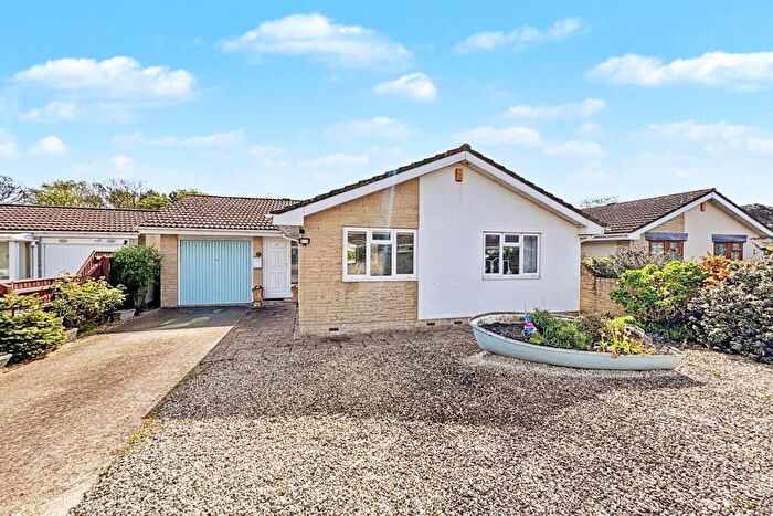 2 Bedroom Detached Bungalow For Sale In Wick, BH6