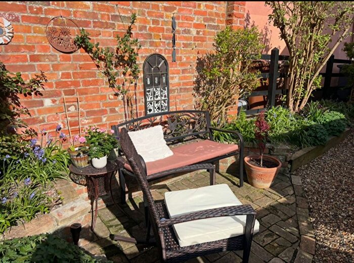 1 Bedroom End Of Terrace House For Sale In Double Street, Framlingham, Suffolk, IP13