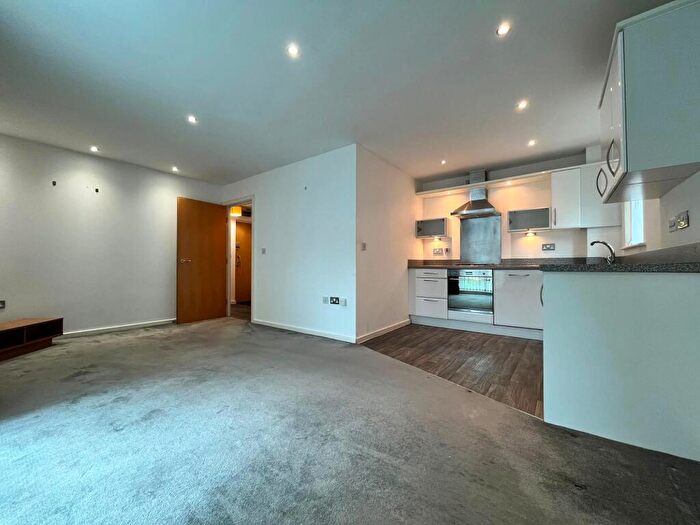 1 Bedroom Flat To Rent In Chepstow Road, Newport, NP19