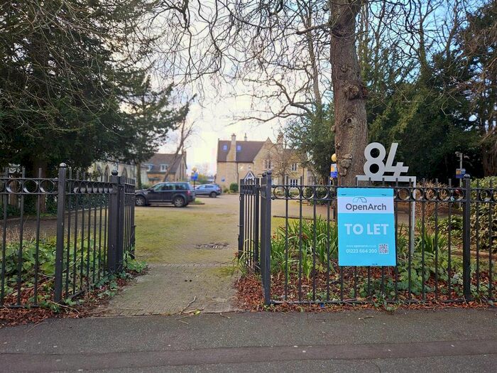 Studio To Rent In Lincoln Road, Peterborough, PE1