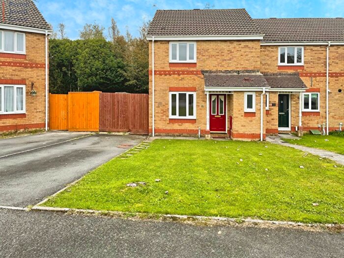 3 Bedroom End Of Terrace House For Sale In Bron Hafod, Broadlands, Bridgend., CF31