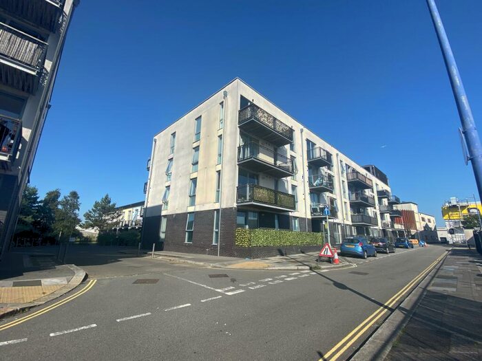 1 Bedroom Apartment To Rent In Brittany Street, Plymouth, PL1