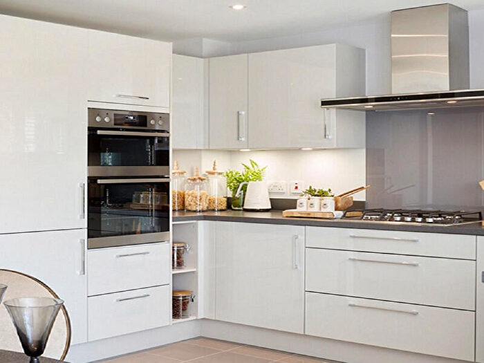 3 Bedroom Flat For Sale In Ilderton Road, Bermondsey, SE15