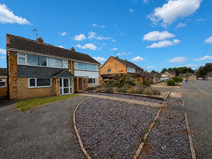 4 Bedroom Semi-Detached House For Sale In Horton Drive, Middleton Cheney, Oxfordshire, OX17