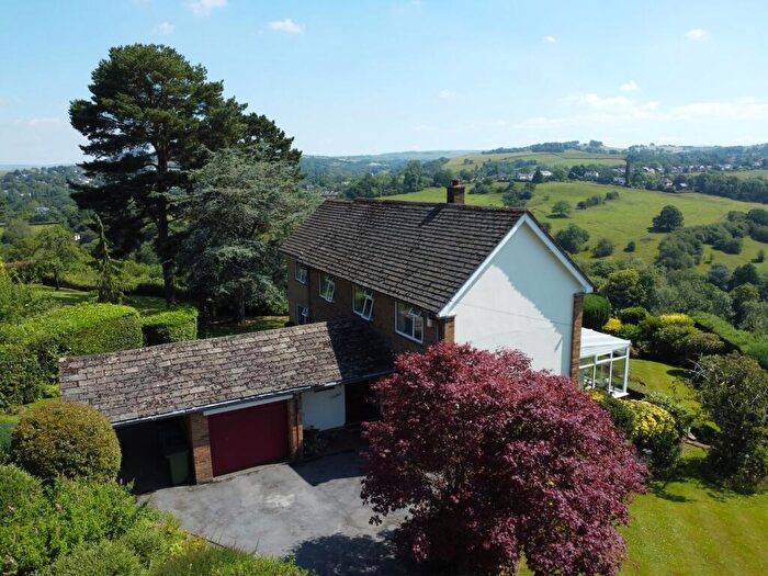 4 Bedroom Detached House For Sale In Ladythorn Avenue, Marple, SK6
