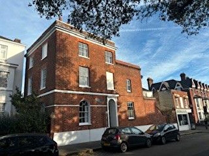 4 Bedroom Terraced House To Rent In St. Davids Hill, Exeter, EX4