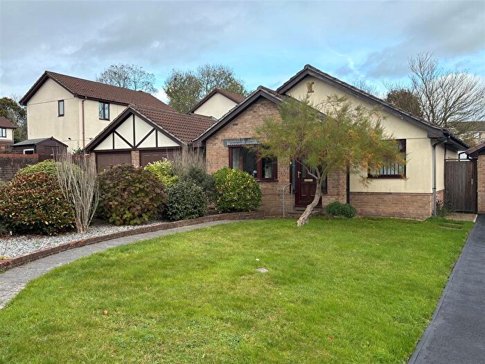 3 Bedroom Detached Bungalow For Sale In Widdicombe Drive, Ivybridge, PL21