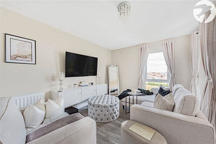 2 Bedroom Flat For Sale In Mortimer Square, Weldon, Ebbsfleet Valley, Swanscombe, DA10