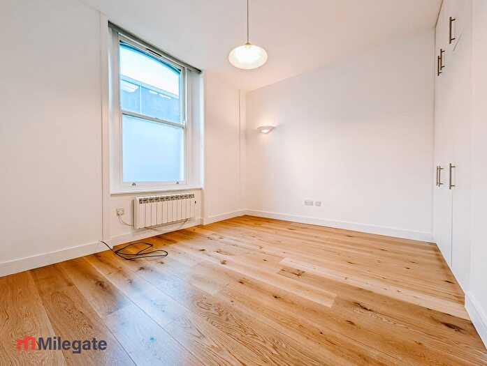 1 Bedroom Flat To Rent In Gray's Inn Road, London, WC1X