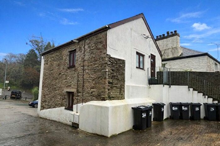 2 Bedroom Flat To Rent In Routley Court, Liskeard, PL14