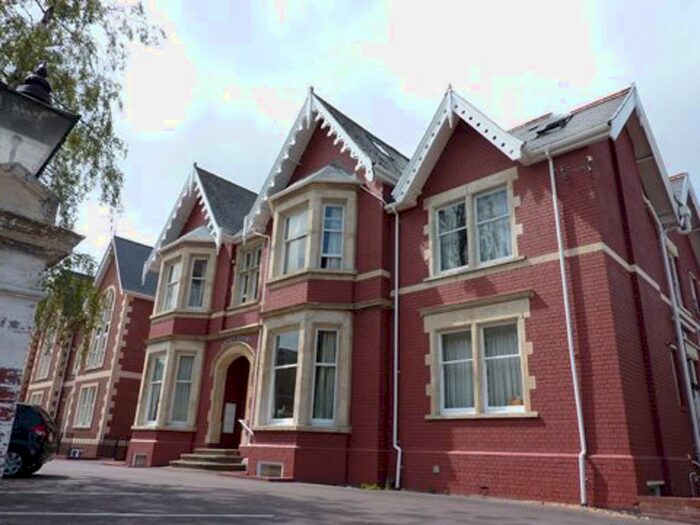 1 Bedroom Flat To Rent In Western Road, Cheltenham, GL50