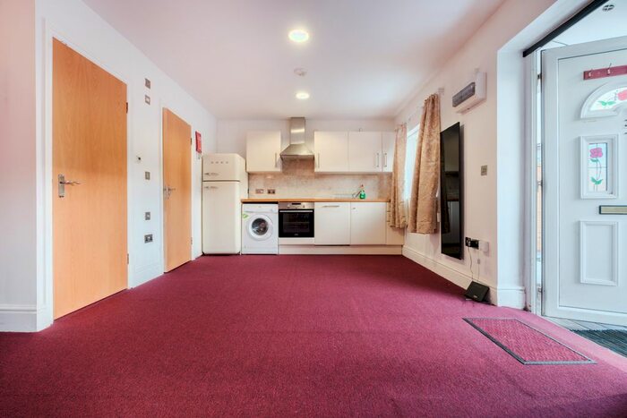 1 Bedroom Studio To Rent In The Mews, Norbury Crescent, London, SW16