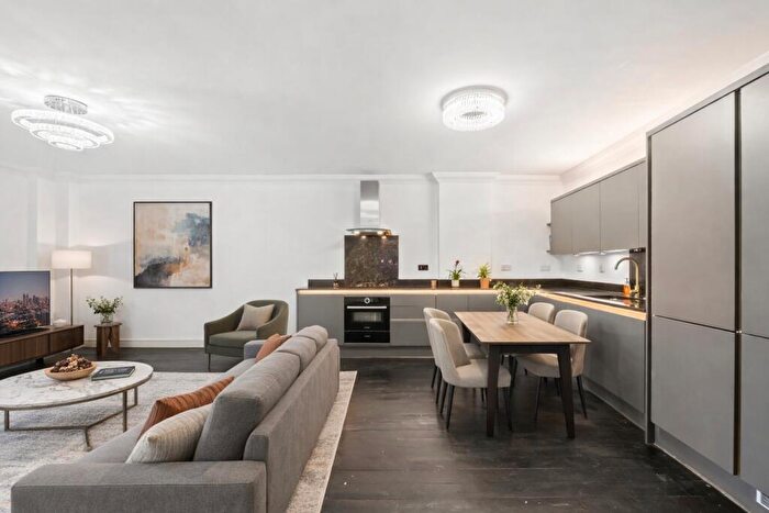 1 Bedroom Flat To Rent In Molasses House, Clove Hitch Quay, SW11