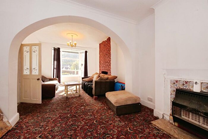 4 Bedroom Semi Detached House For Sale In Gladstone Street, Abertillery, NP13