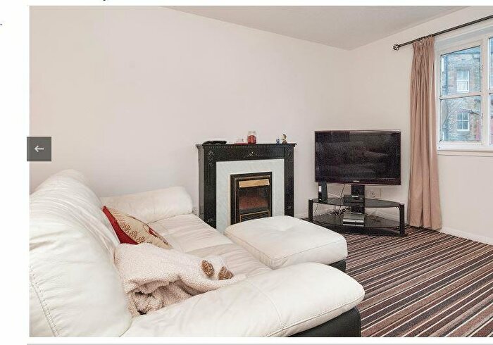 2 Bedroom Flat To Rent In L – Tytler Gardens, Edinburgh, EH8