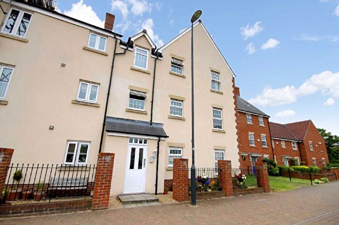 2 Bedroom Apartment To Rent In Thursday Street, Haydon End, Swindon, Wiltshire, SN25