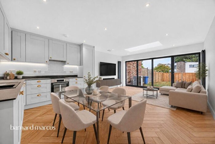 4 Bedroom Terraced House For Sale In The Glade, Croydon, CR0