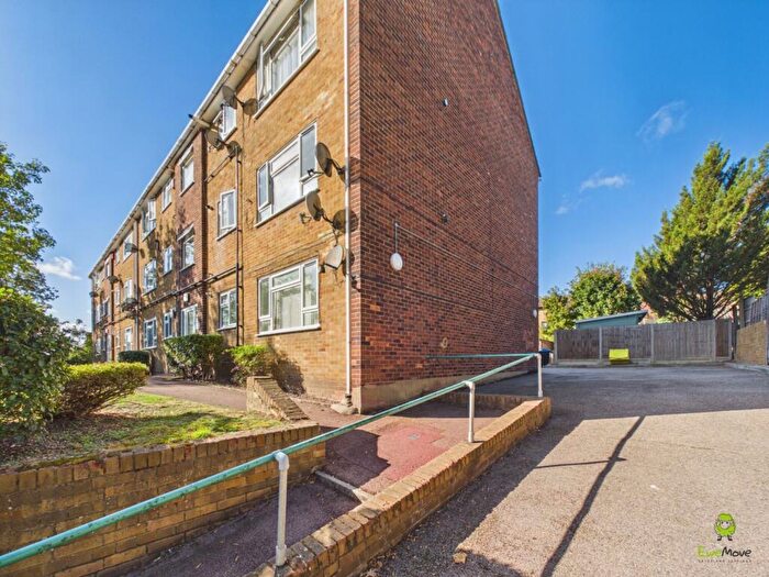 2 Bedroom Serviced Apartments For Sale In Brook Street, Belvedere, Kent, DA17