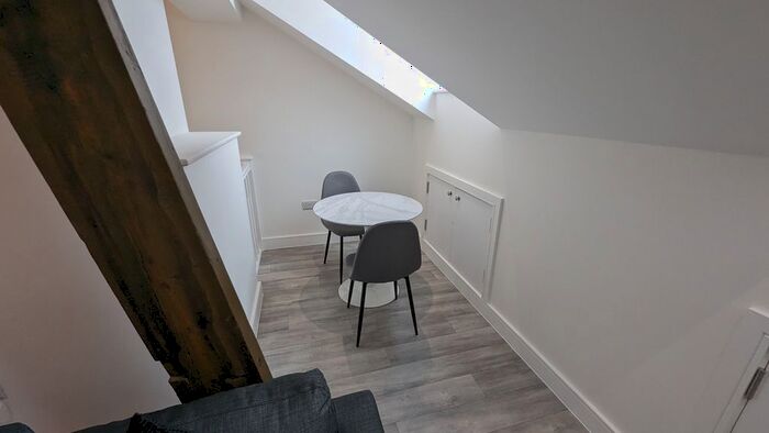 1 Bedroom Flat To Rent In Crocus Street, Nottingham, NG2