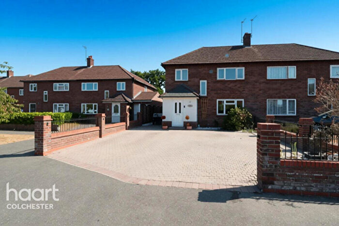3 Bedroom Semi-Detached House To Rent In Reaper Road, Colchester, CO3