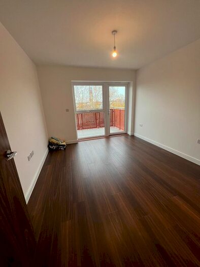 2 Bedroom Flat To Rent In Abberton Way, West Thurrock, Grays, RM20