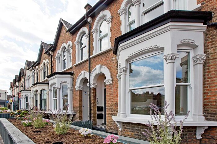 1 Bedroom Flat To Rent In Blackhorse Road, London, E17