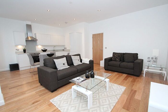 2 Bedroom Flat To Rent In Lansdowne Road, Croydon, CR0