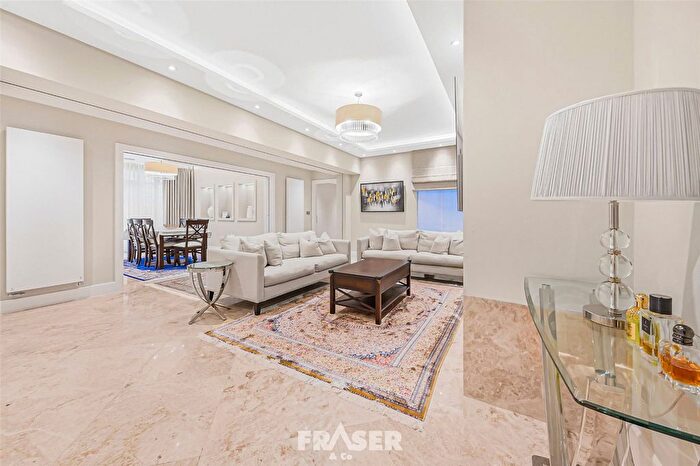 5 Bedroom Flat For Sale In Berkeley Court, NW1