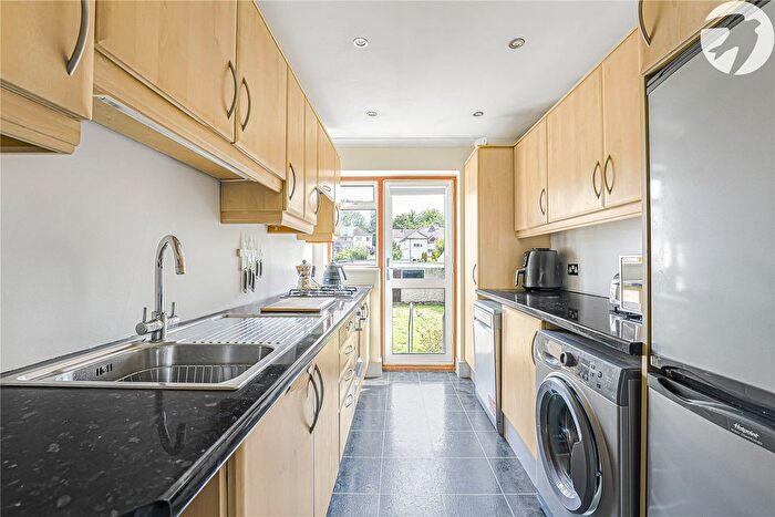3 Bedroom Terraced House For Sale In Oakfield Park Road, Wilmington, Kent, DA1