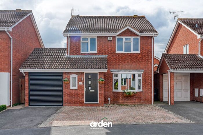 4 Bedroom Detached House For Sale In Foxglove Road, Worcester, WR5