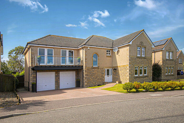 5 Bedroom Detached House For Sale In West Vows Walk, Kirkcaldy, KY1