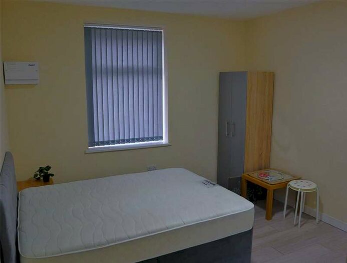 1 Bedroom House To Rent In Bradford Road, Fartown, Huddersfield, HD1