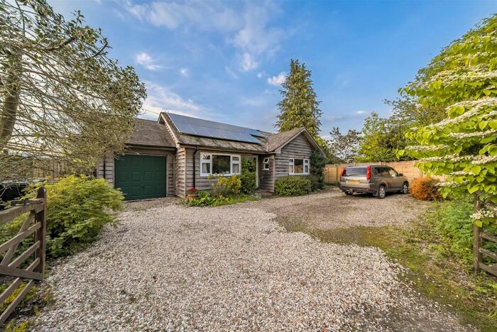 3 Bedroom Detached Bungalow For Sale In Littleworth, Milton Lilbourne, Pewsey, SN9