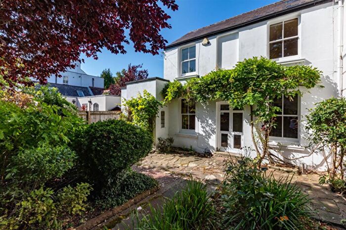 2 Bedroom House For Sale In Preston Road, Brighton, BN1