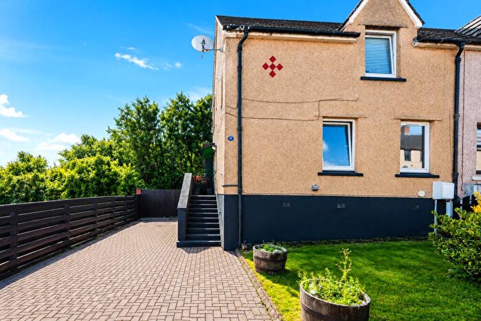 3 Bedroom Semi-Detached House For Sale In Simpson Drive, Maddiston, Falkirk, Stirlingshire, FK2
