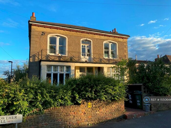 3 Bedroom Flat To Rent In Lowther Hill, London, SE23