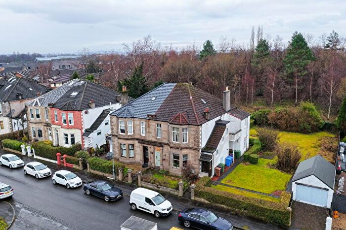 2 Bedroom Flat For Sale In Braidfauld Gardens, Tollcross, Glasgow, G32