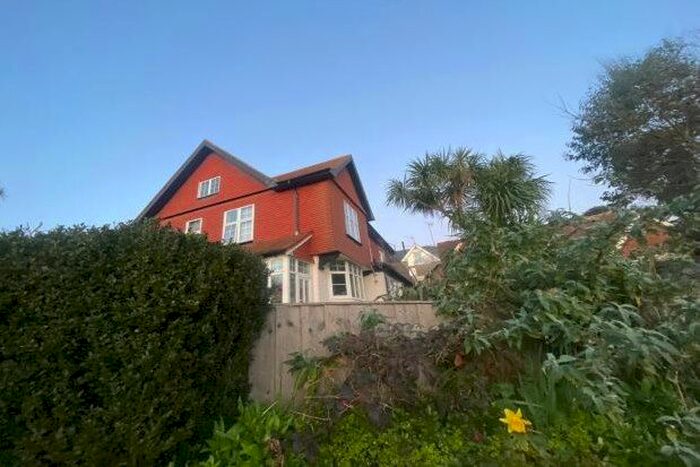 2 Bedroom Flat To Rent In The Moorings, Falmouth, TR11