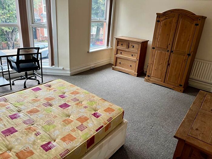 4 Bedroom Property To Rent In Beechwood Road, Uplands, Swansea, SA2