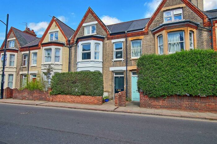 6 Bedroom Terraced House To Rent In Mill Road, Cambridge, CB1