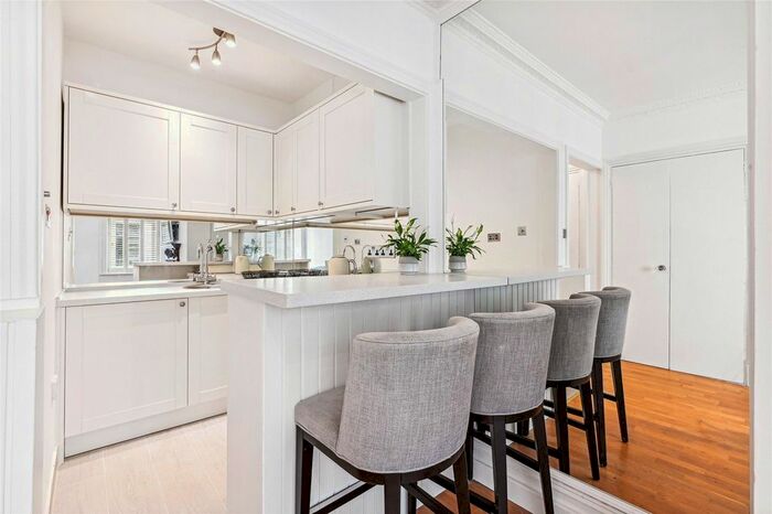 Studio To Rent In Hans Place, Knightsbridge, SW1X